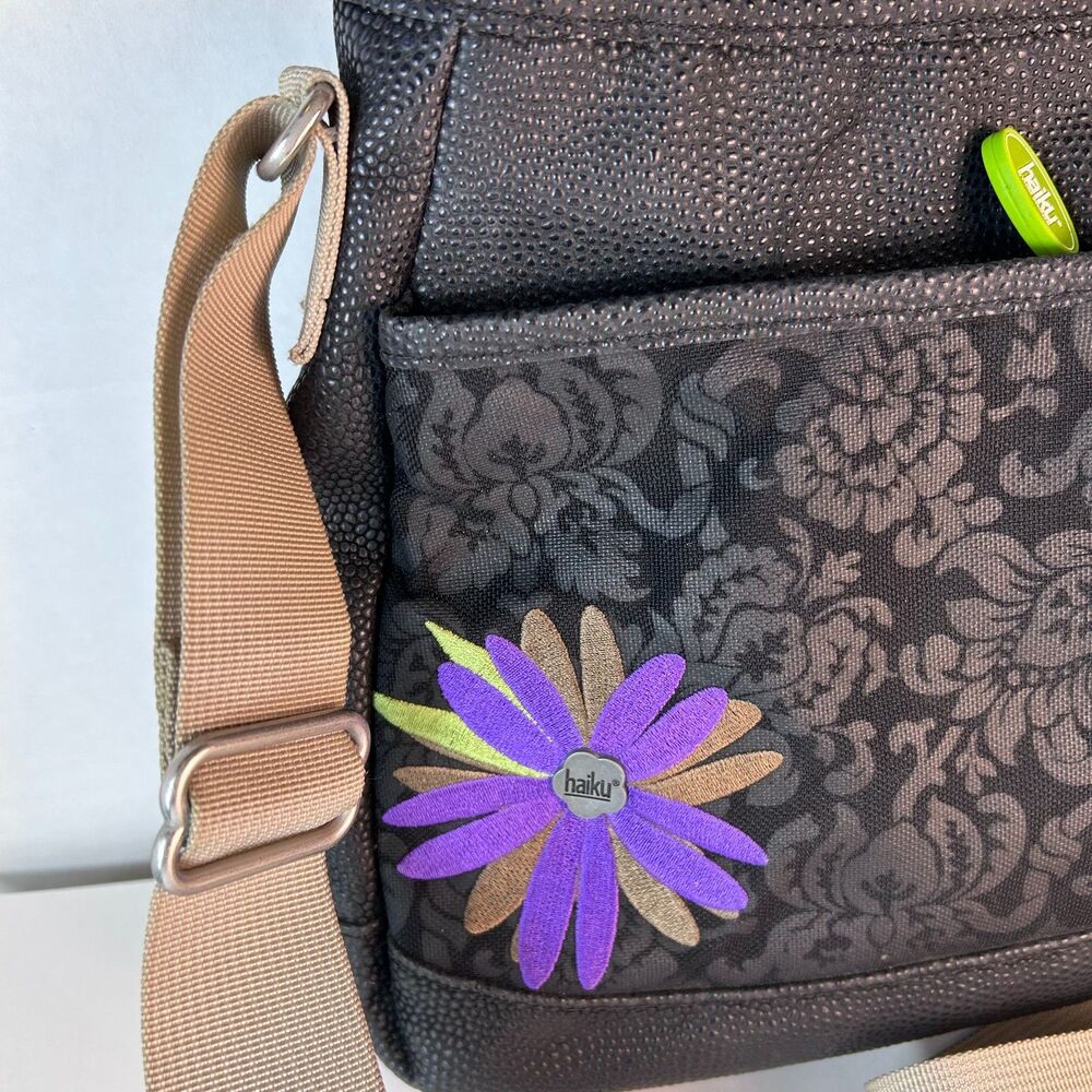 Haiku Women's Black Pebble Floral Faux Leather Purple Flower Accent Shoulder Bag - Picture 2 of 13